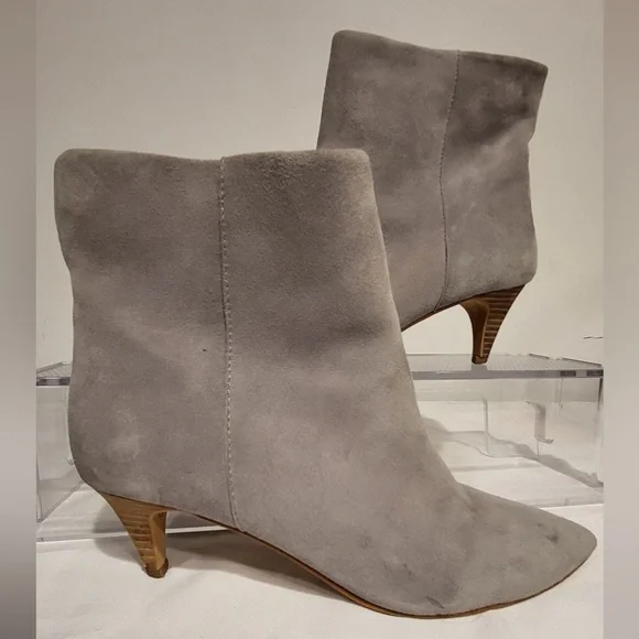 Dolce vita dee hot sale dee kitten heeled booties